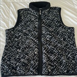 Karen Scott Black and White Patterned Vest